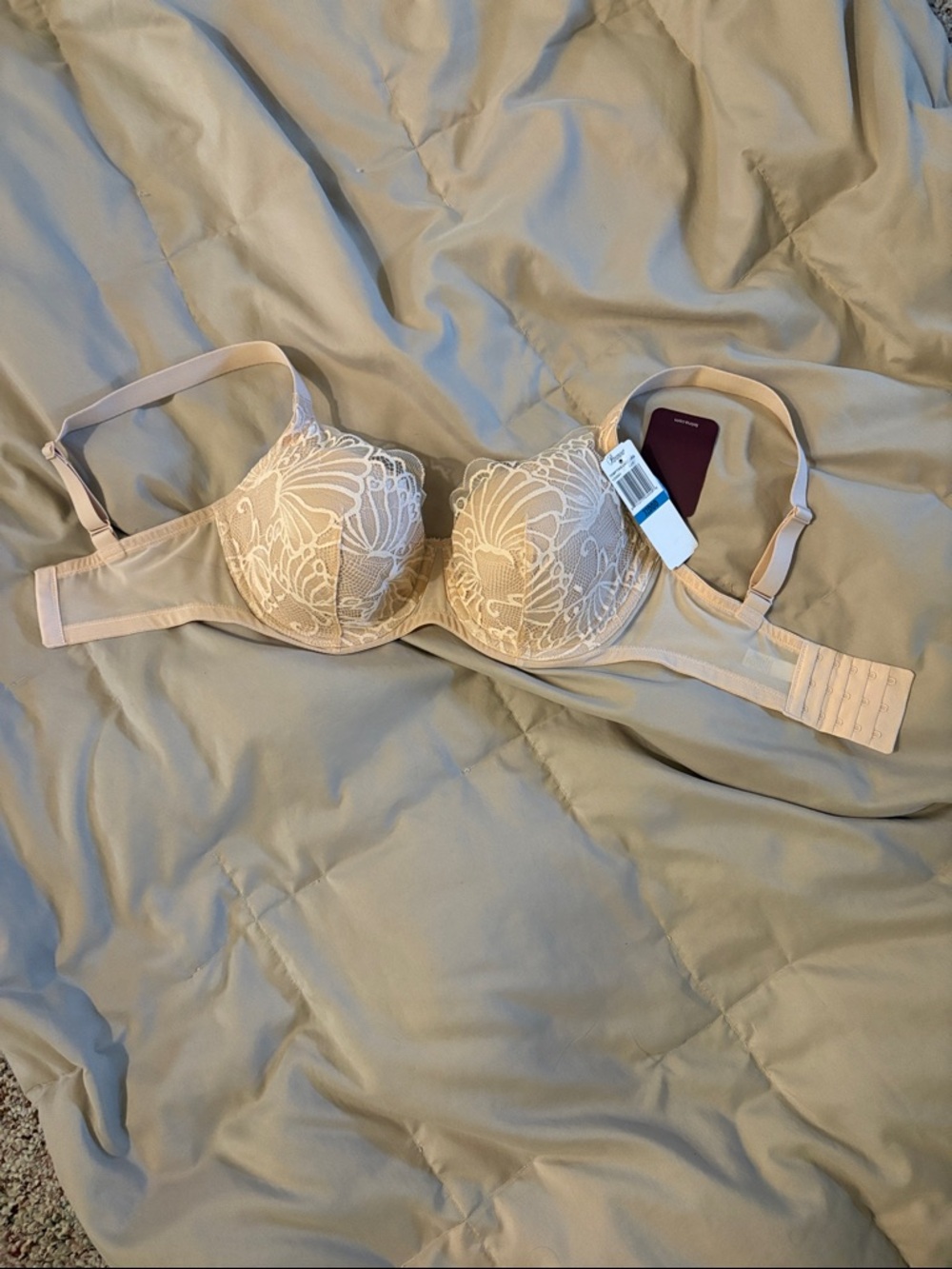 Paramour Nude Lace Underwire Bra with Floral Embroidery